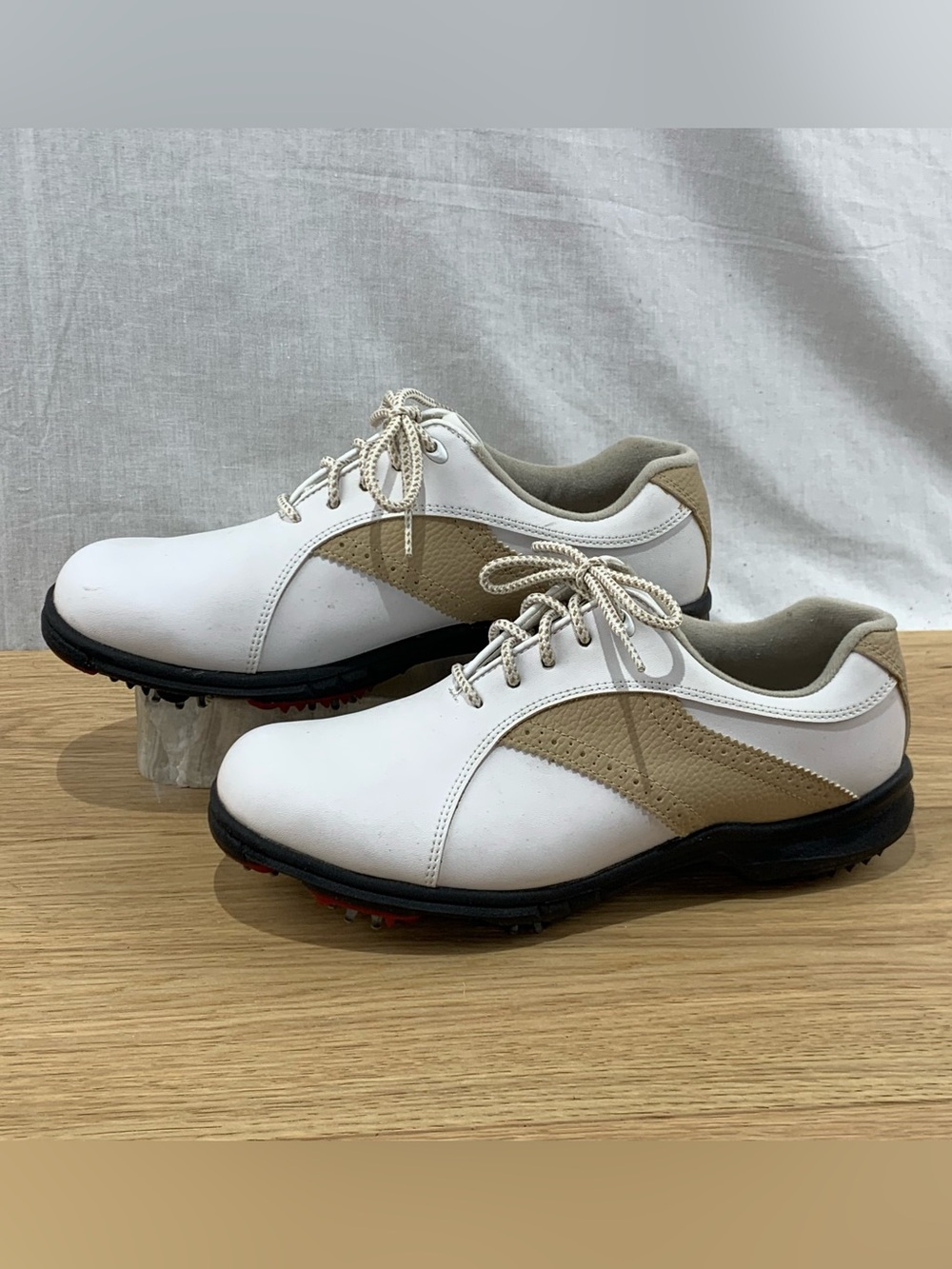 Footjoy GreenJoys Women’s Size 9 Golf Shoes Soft Spikes Taupe/White